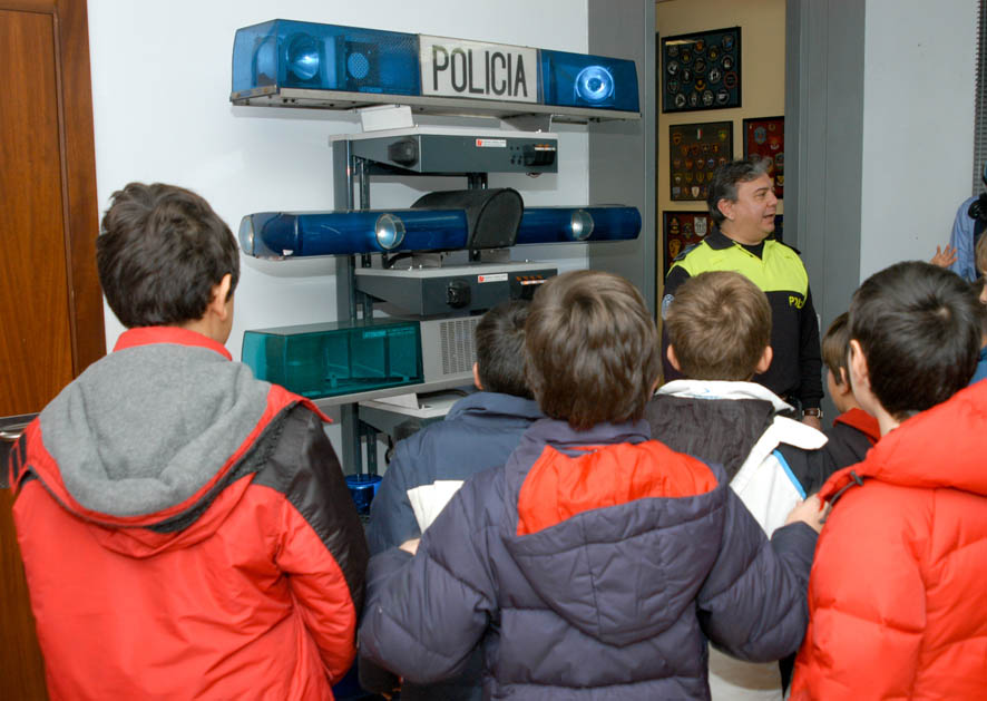 Visita escolar al Museo de Policia Municipal